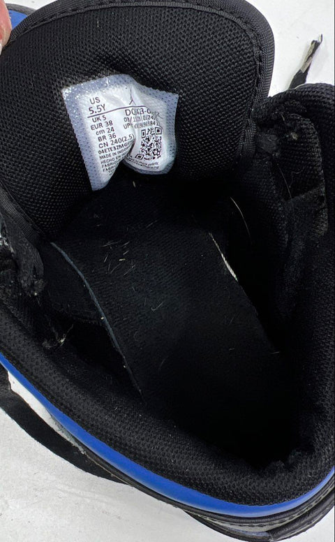 Lot of 2 Jordan Air Jordan 6 Infrared & Air Jordan 1 Royal Blue Size 5.5Y