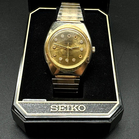 Vintage Seiko Watch Lot of 2 Quartz 8222-7059 & Electra 360 Two-Tone Gold Tone