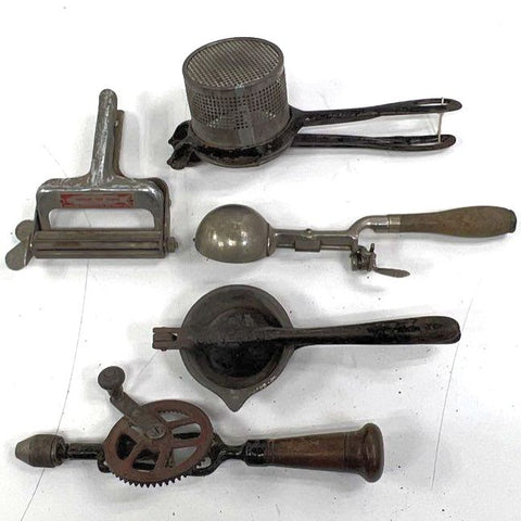 Vintage Kitchen Utensil Lot (5) Townsend Skinner Indestructo Scoop Hand Drill