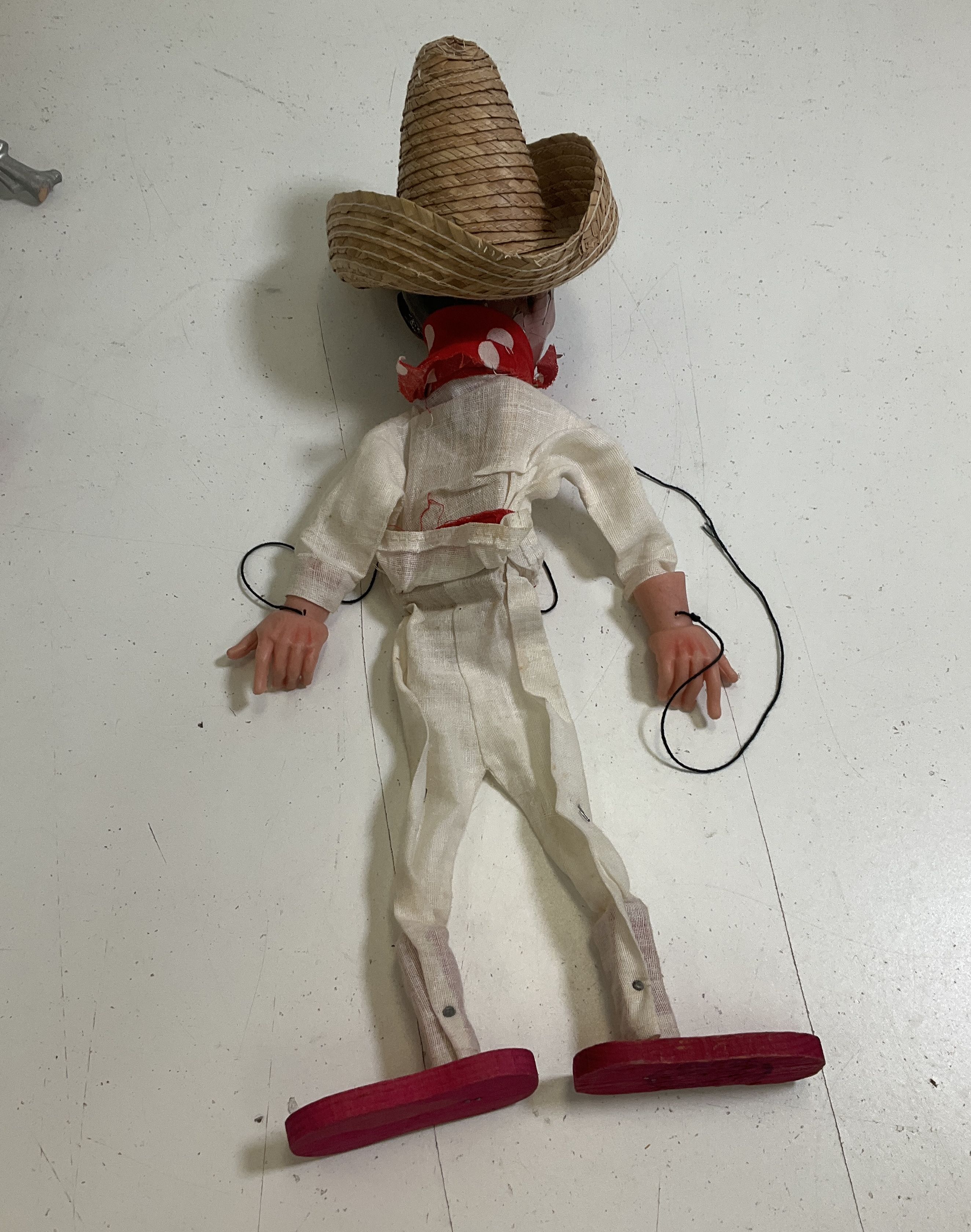 Vintage Mexican Folk Art Marionette Puppets Mariachi Gunslinger Lot of 2 13"