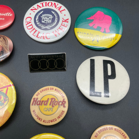 Pin-back Button Lot Vintage Hard Rock Cafe Saab Bud Bowl Cadillac 18 Pieces