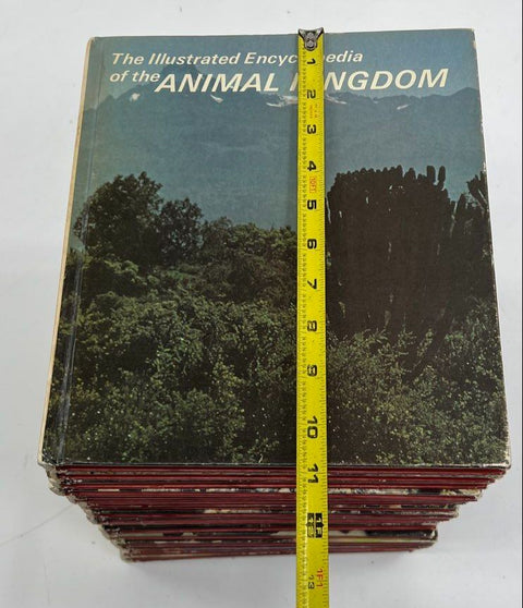 Vintage 1972 The Illustrated Encyclopedia Animal Kingdom 20 Volume Set
