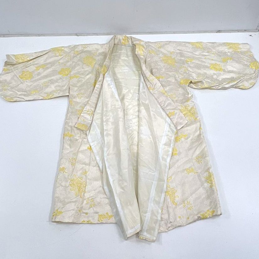Vintage Japanese Haori Kimono Jacket Cream Yellow Floral Brocade Robe Size M