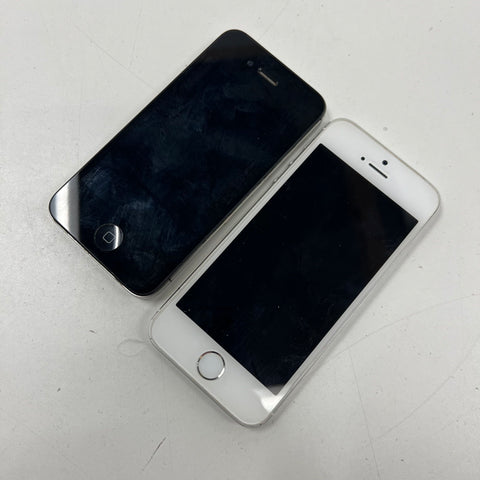 Apple iPhone 5S A1453 & iPhone 4S A1387 Smartphone Lot of 2