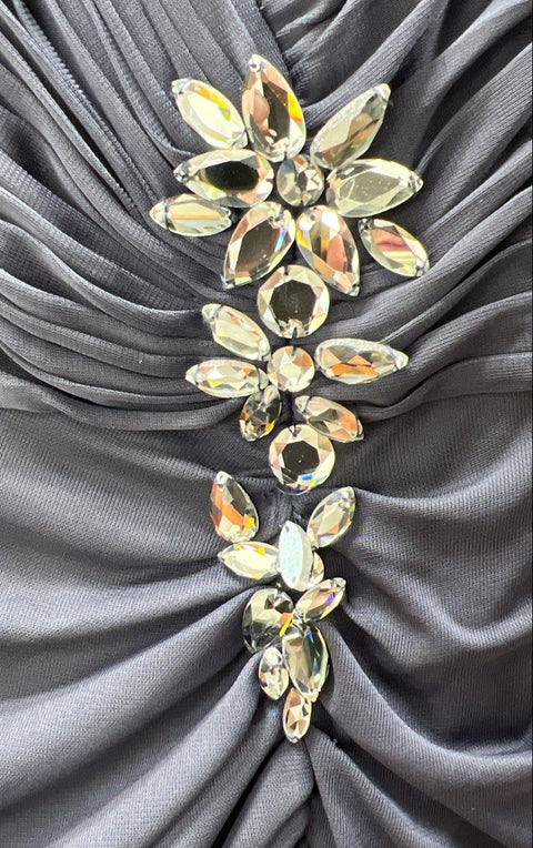 Adrianna Papell Women's Navy Ruched Crystal Embellished V-Neck Gown Sz 4P