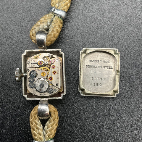 Vintage Mid-Century Cyma Deluxe Ladies Watch Swiss 15 Jewels 16.7mm