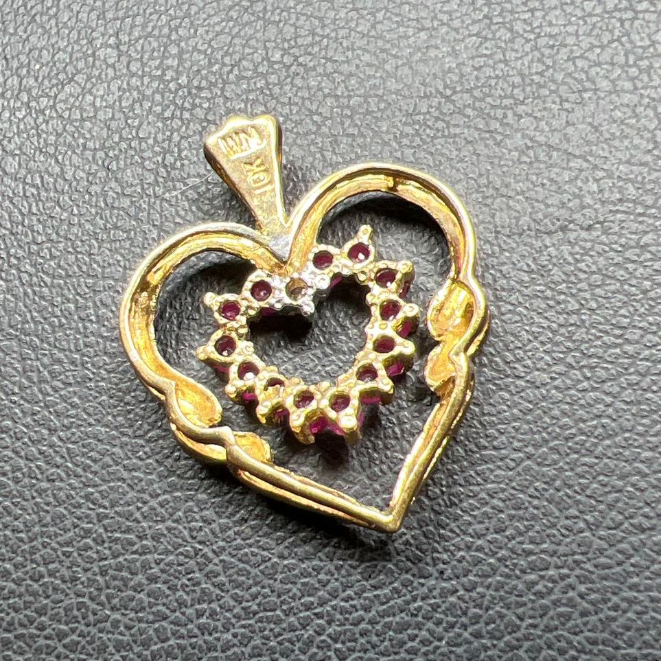 10K Yellow Gold Red & Clear Gemstone Heart Pendant 2g