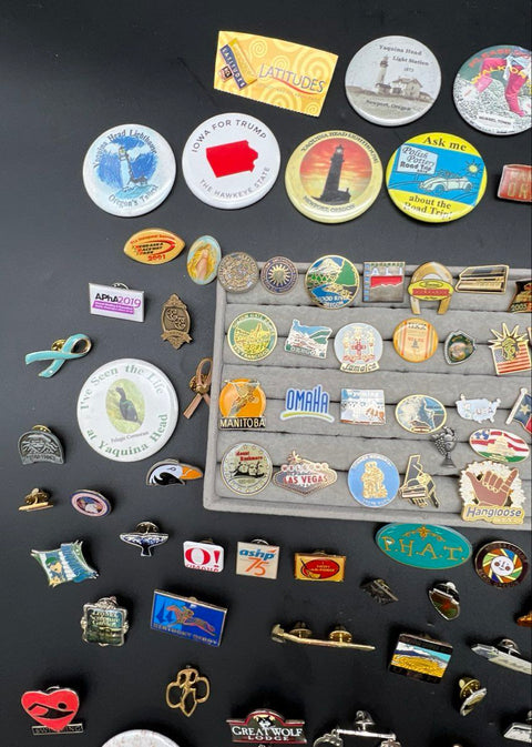Lapel Pin Button Lot Vintage Enamel Metal Travel Souvenir Mixed Approx 100 Pcs