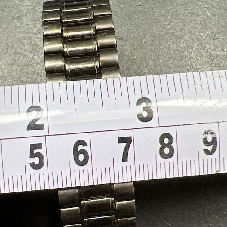 Waltham WAM007 Analog Date Wristwatch New Battery