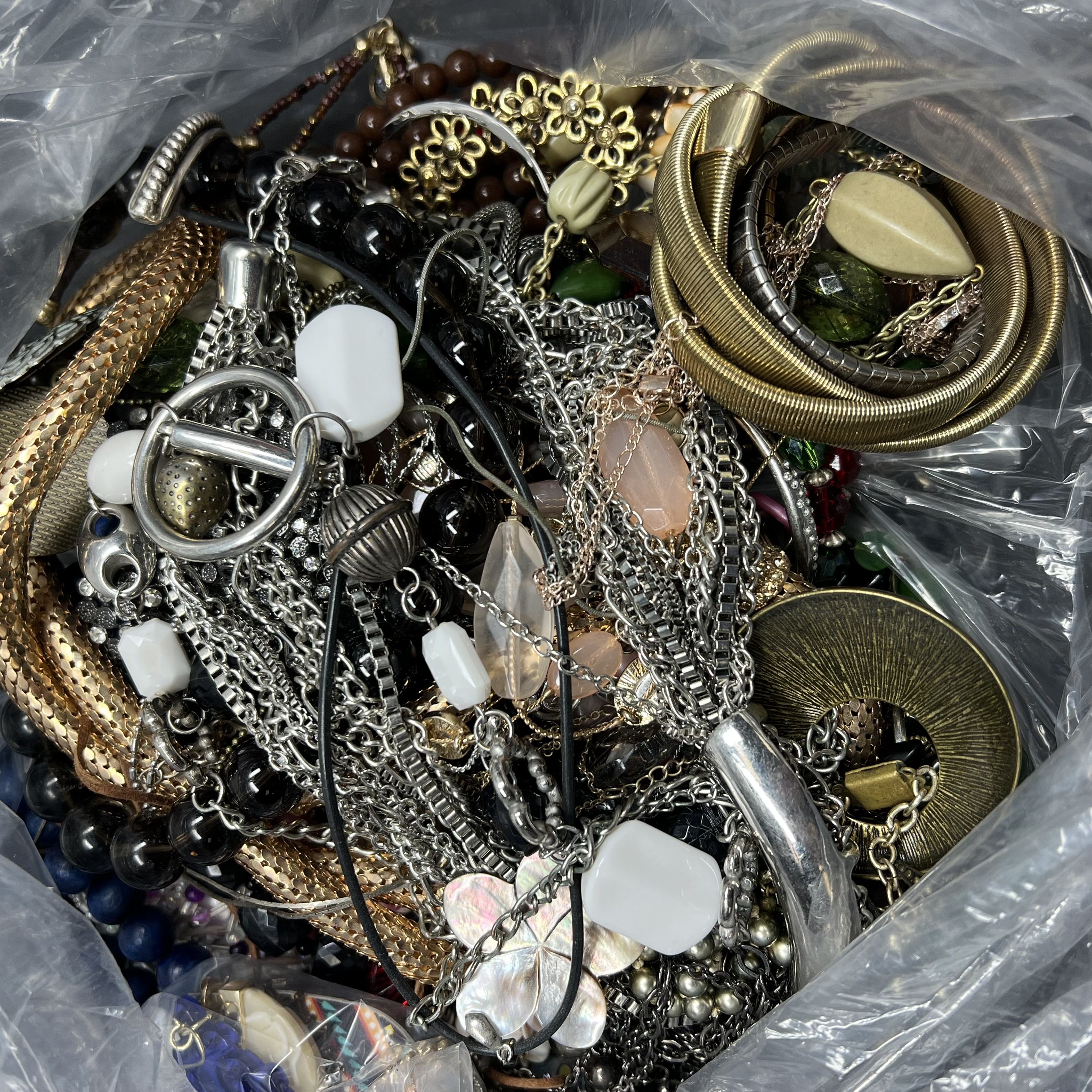 5LB Wearable Costume Jewelry Mixed Items Bag