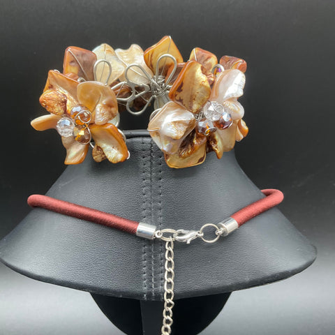 Mother of Pearl Shell Flower Necklace and Bracelet Set Bronze Silk Cord