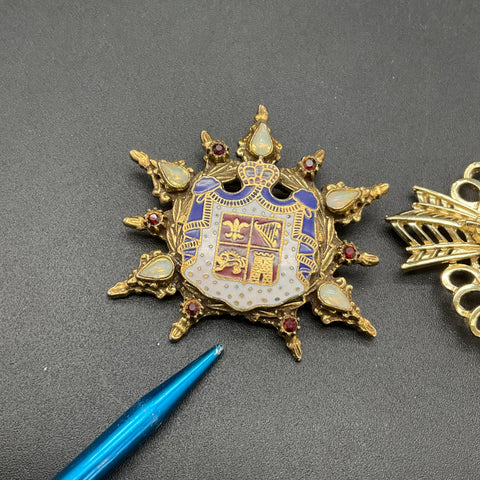 Vintage Heraldic Shield Crest Jewelry Lot 4 Pcs Brooches Pendant Necklaces