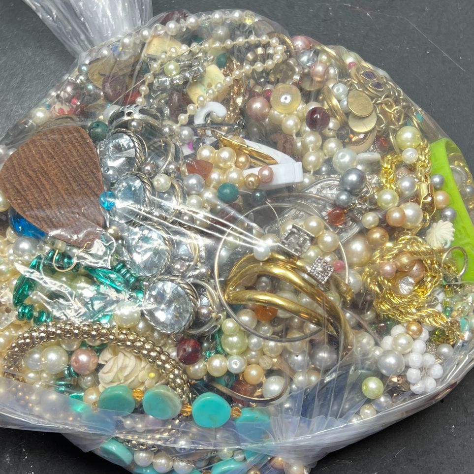 5 Lbs Broken Jewelry for Craft Grab Bag Sold As Is