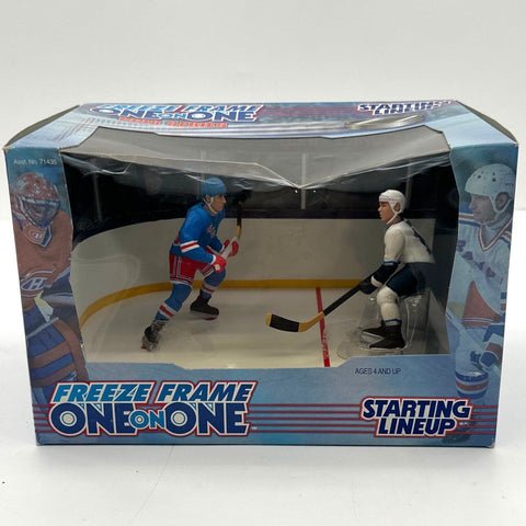 Kenner Starting Lineup Freeze Frame One On One 1998 Gretzky vs Bure NHL Figures