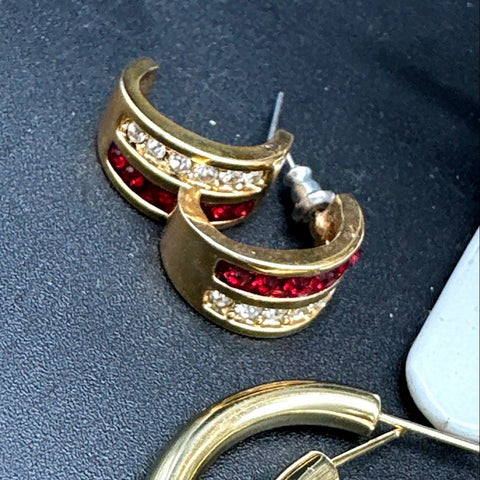 Mixed Costume Jewelry Lot 35+ Pairs Gold Tone Silver Tone Hoops Dangles Studs