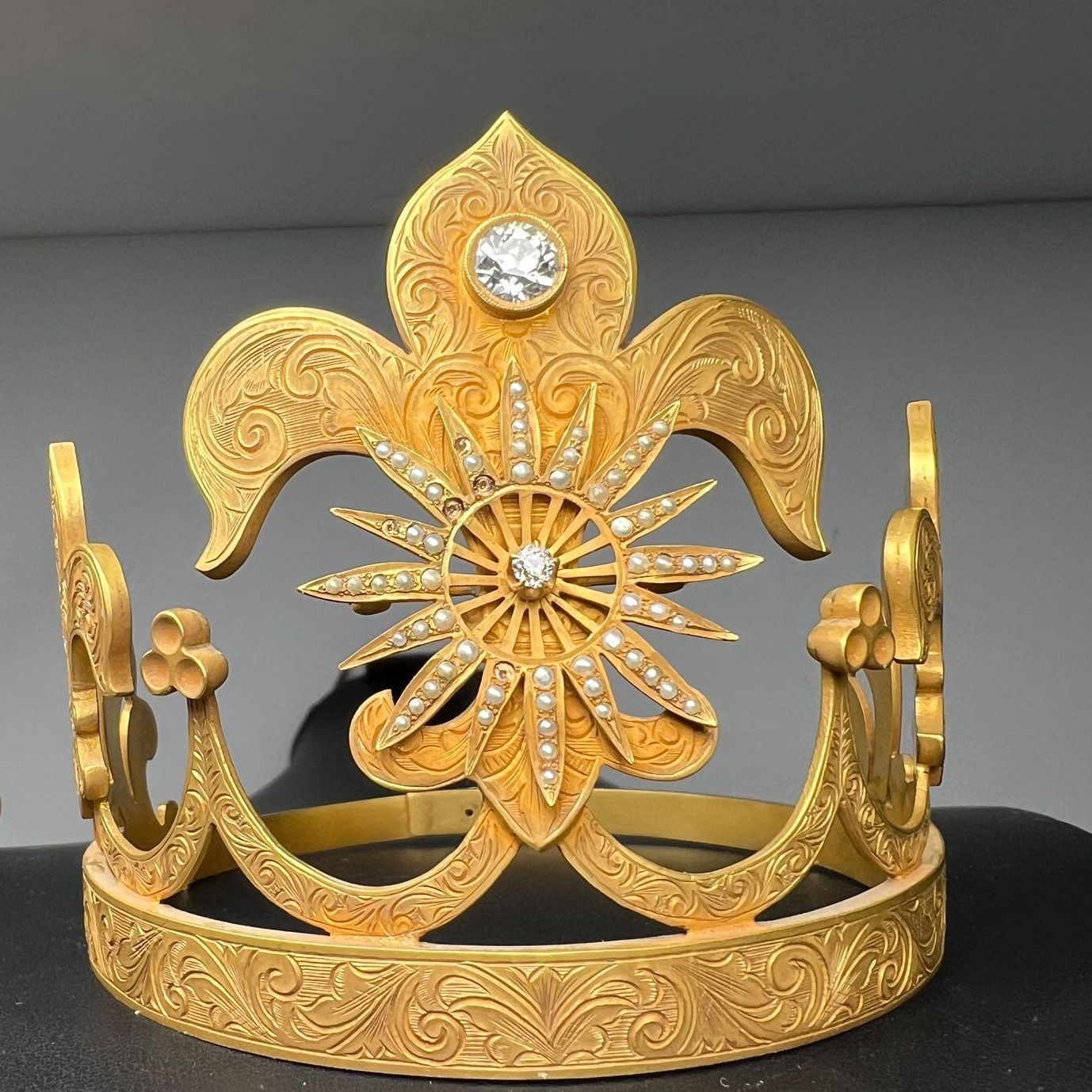Vintage 18K Yellow Gold 1.5 ct Diamond & Pearl Accent Santos Crown READ 141g