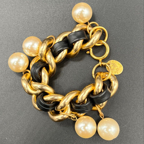 Vintage & Modern Faux Pearl Costume Jewelry Lot 15pc Necklace Bracelet Earring