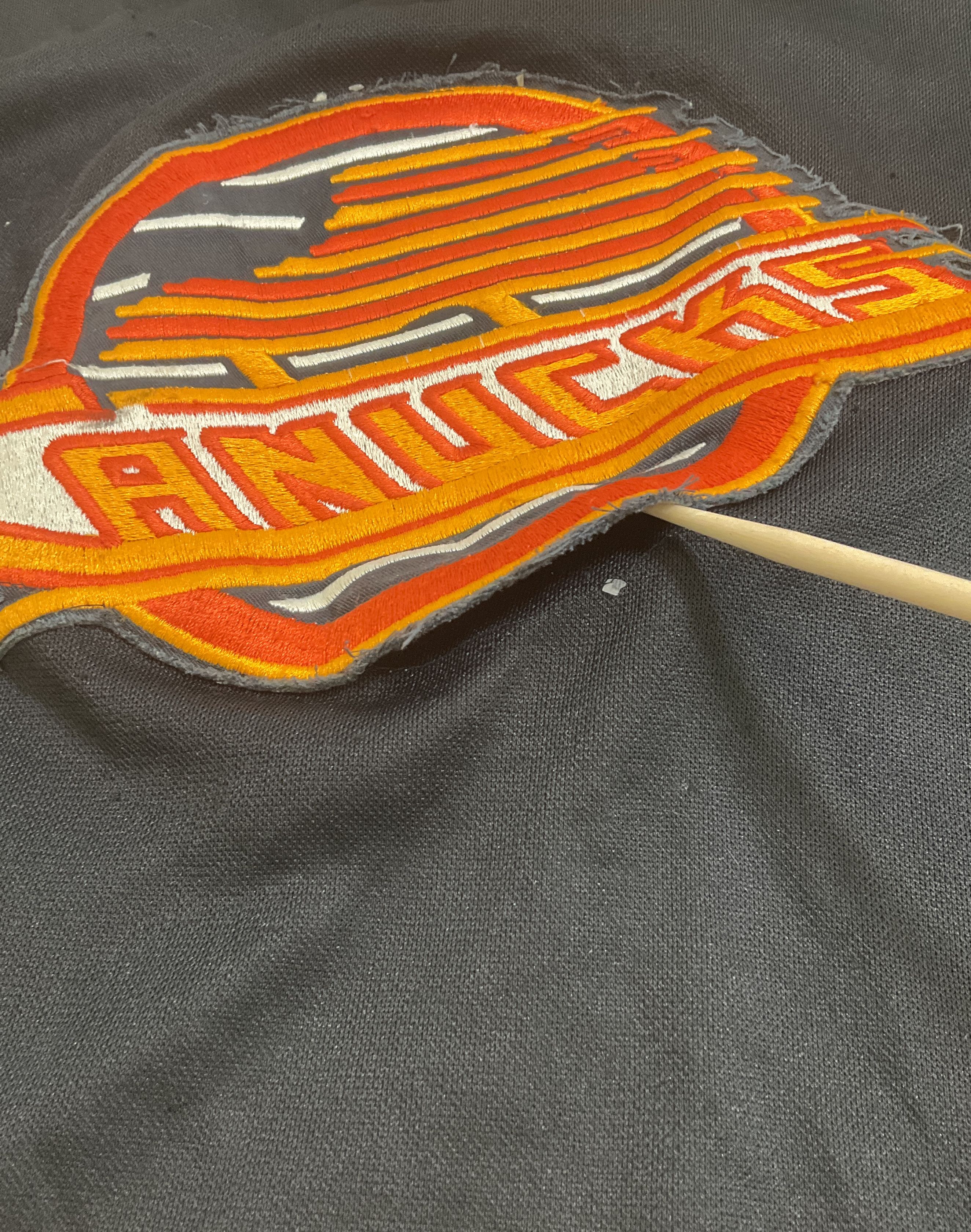 Vintage 1990 Vancouver Canucks 20th Anniversary Skate Logo CCM Jersey Sz M