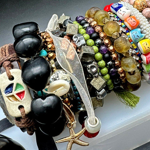 Mixed Costume Jewelry Lot 40+ Bracelets Beaded Leather Bangles Vintage to Modern