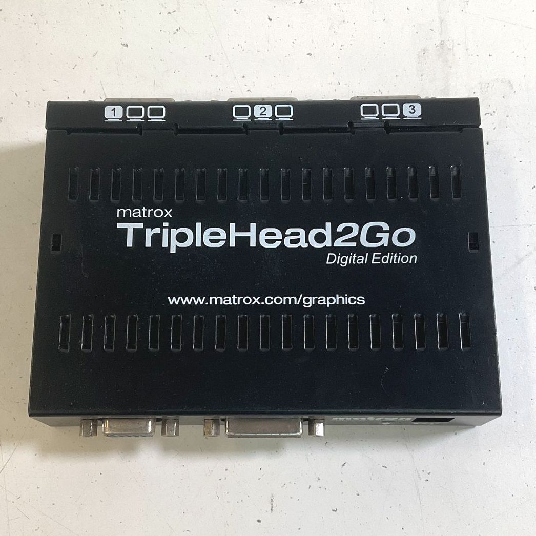 Matrox TripleHead2Go Digital Edition Graphics Expansion Module 3 Monitor Adapter