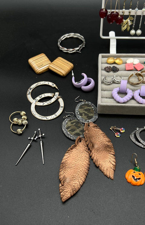 Mixed Costume Jewelry Earring Lot 45+ Pairs Vintage & Modern Hoops Dangles Studs