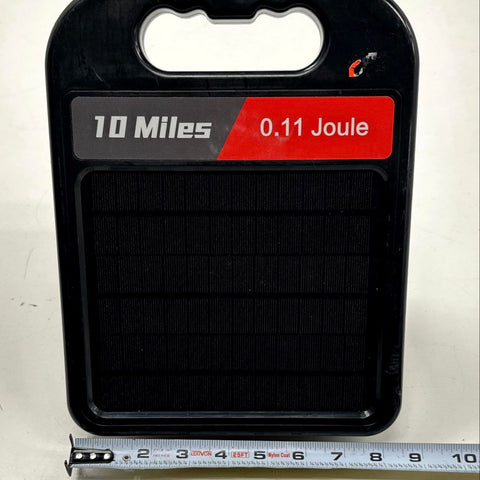 10 Miles 0.11 Joule Solar Powered Electric Fence Charger Energizer Untested