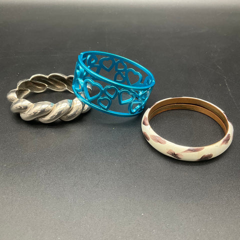 22 Piece Fashion Jewelry Bangle Bracelet Lot Gold Silver Tone Rhinestone Enamel