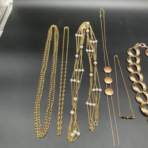 Vintage to Modern Costume Jewelry Necklace Lot 15pc Gold Silver Tone Faux Pearl
