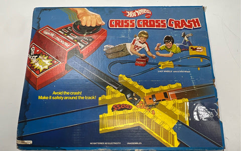 Hot Wheels Criss Cross Crash Vintage 1978 Track Set No. 2945 In Box - No Cars