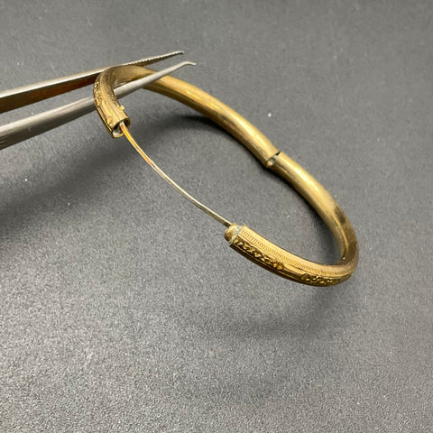 Vintage Webster Gold Tone Floral Engraved Baby Bangle Bracelet WEB Hallmark