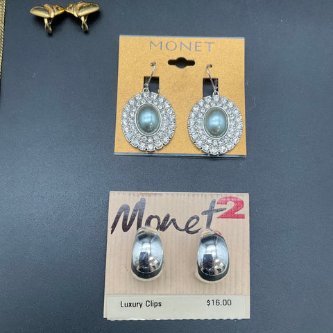 Vintage Monet Costume Jewelry Lot 8 Pieces Necklaces Bangles Earrings