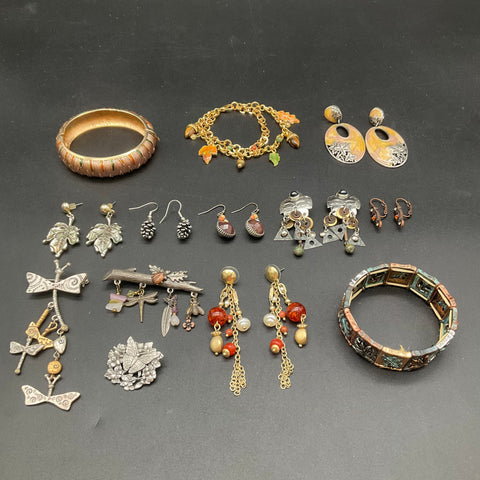 Bells & Blooms Fall Nature Style Jewelry Lot 14pc Leaves Acorns Dragonflies