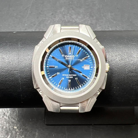 Casio MTP-3050 Blue Face Silver Tone Wristwatch Ticking/Keeping Time