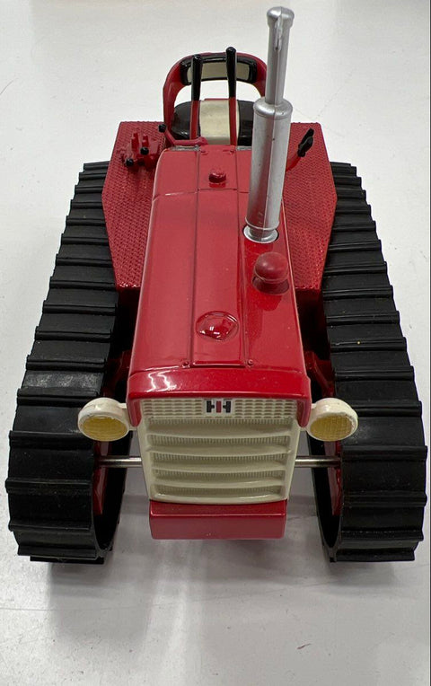 Nylint NAPA Sound Machine Pickup & International TD-340 Crawler 1:16 Lot of 2