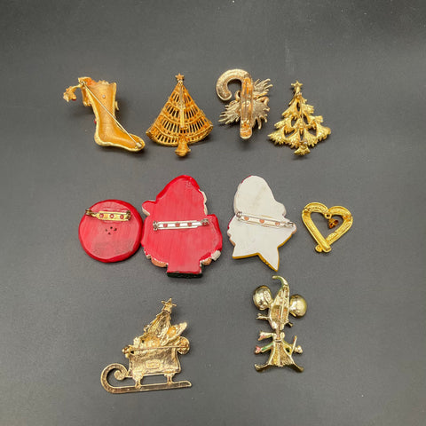 Vintage Christmas Holiday Brooch Pin Lot of 10 Santa Trees Sleigh LCI Signed