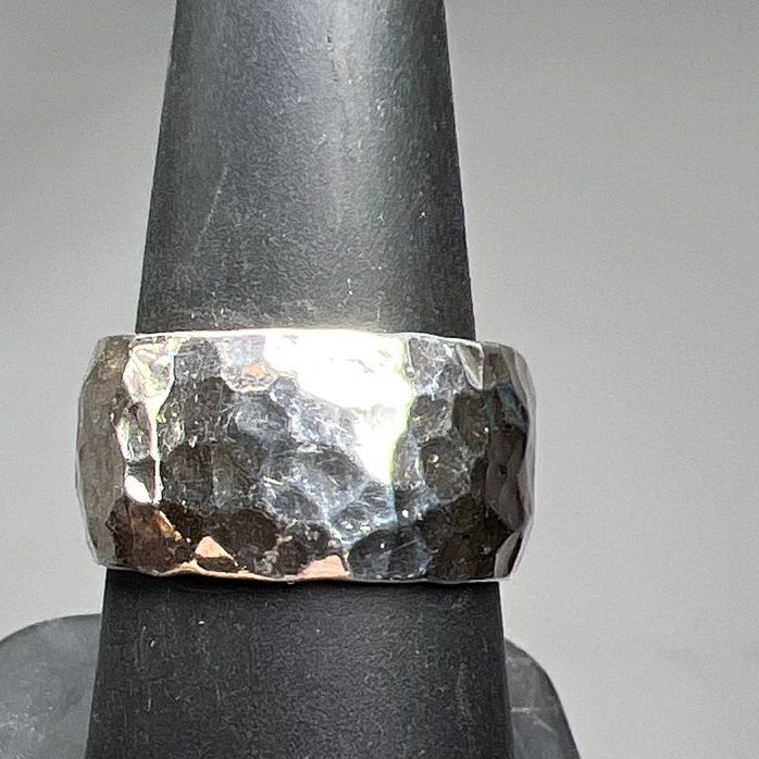 Silpada 925 Sterling Silver Hammered Ring Size 8 10.6g