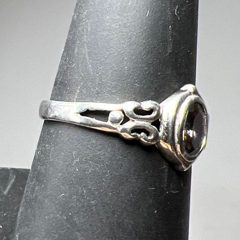 925 Sterling Silver Rainbow Rhinestone Ring Size 7 1.53g