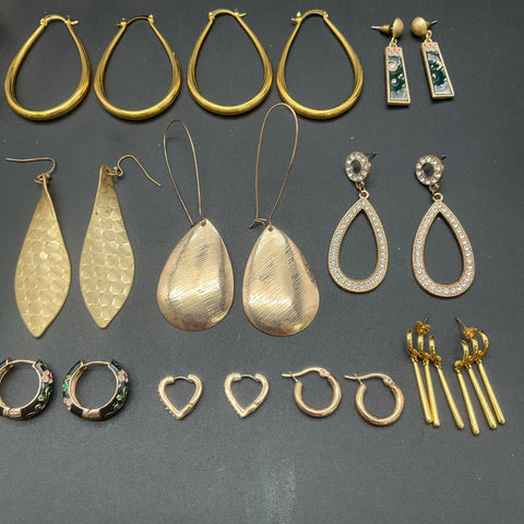 Mixed Gold Tone Fashion Earrings Jewelry Lot of 19 Pairs Hoops Enamel Drops