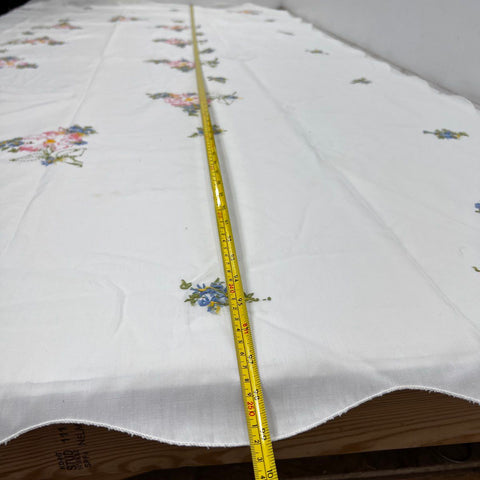 Vintage Embroidered Tablecloth Lot 2 Floral Scalloped Edge White Tan