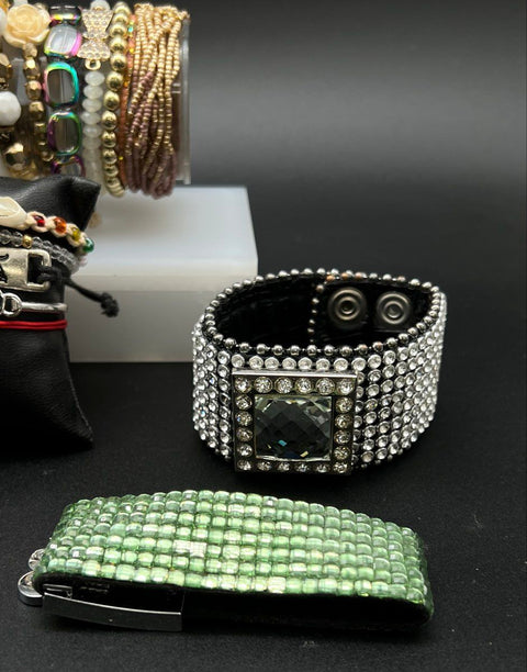 Fashion Jewelry Bracelet Lot 28pc Beaded Rhinestone Cuff Charm Mixed Styles