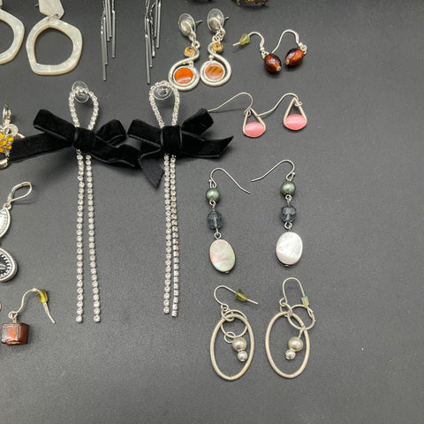 Fashion Pierced Earring Lot 30 Pairs Vintage Boho Silver Gold Tone Dangle Hoop
