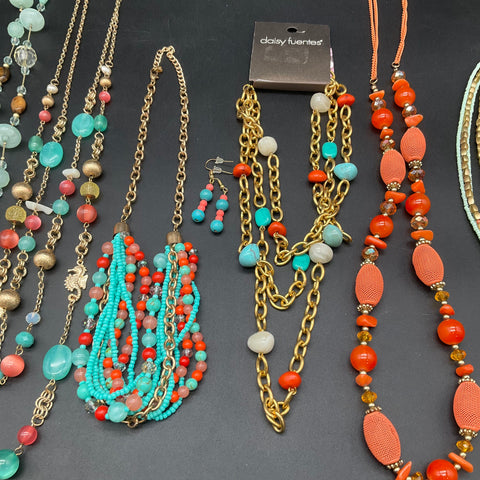 Daisy Fuentes Beaded Costume Fashion Jewelry Lot of 6 Necklaces & Earrings