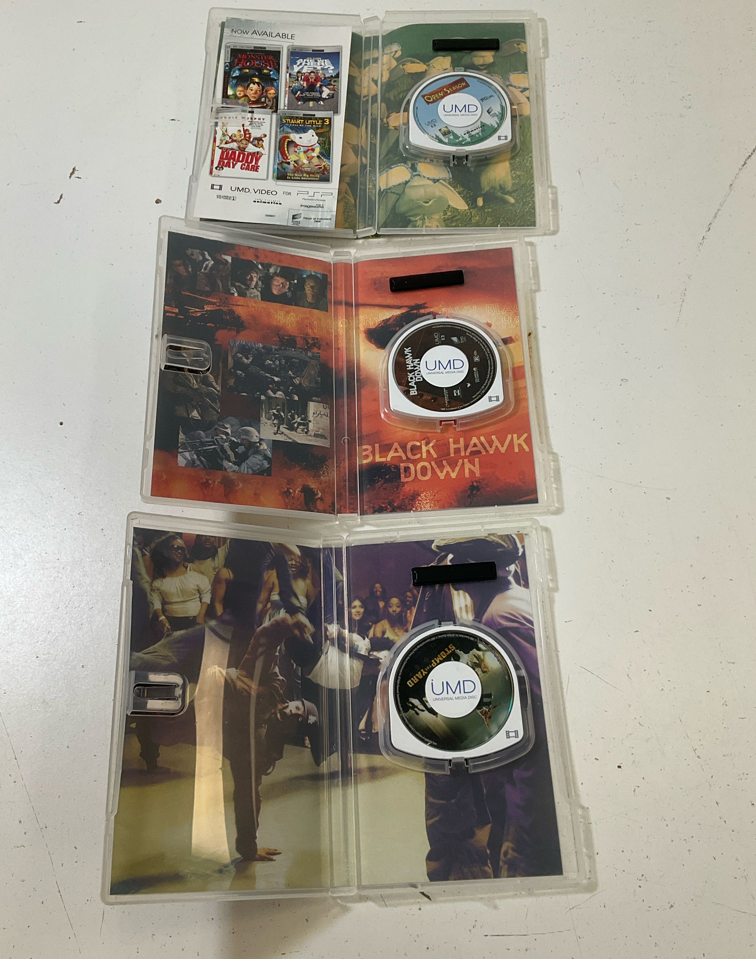 3 PSP UMD Videos UNTESTED Open Season Black Hawk Down Stomp the Yard