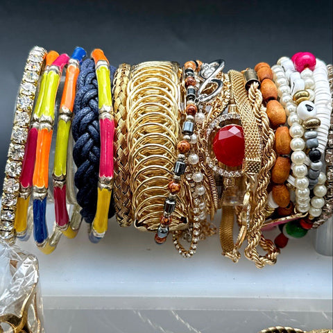 Mixed Fashion Costume Jewelry Lot 40+ Pieces Bangles Cuffs Beaded Rhinestone
