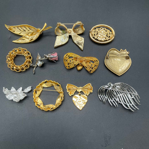 Vintage Costume Jewelry Lot 11 Brooches Trifari Napier Avon Enamel Rhinestone