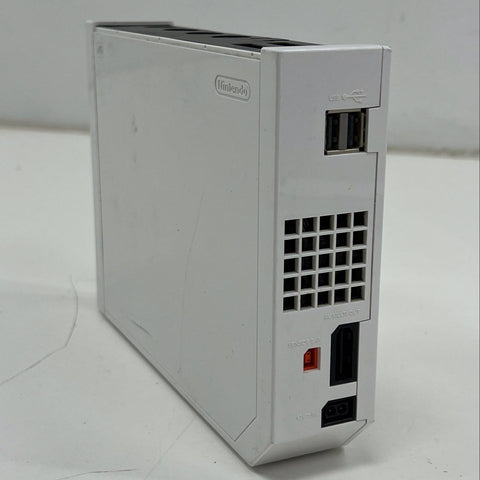 Nintendo Wii Console Lot Super Mario Bros Wii Sports 2 Controllers Nunchuks