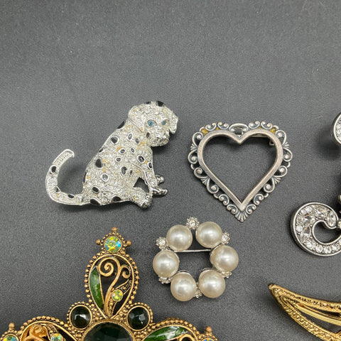 Vintage Costume Jewelry Brooch Lot of 10 Leopard Hummingbird Floral Rhinestone