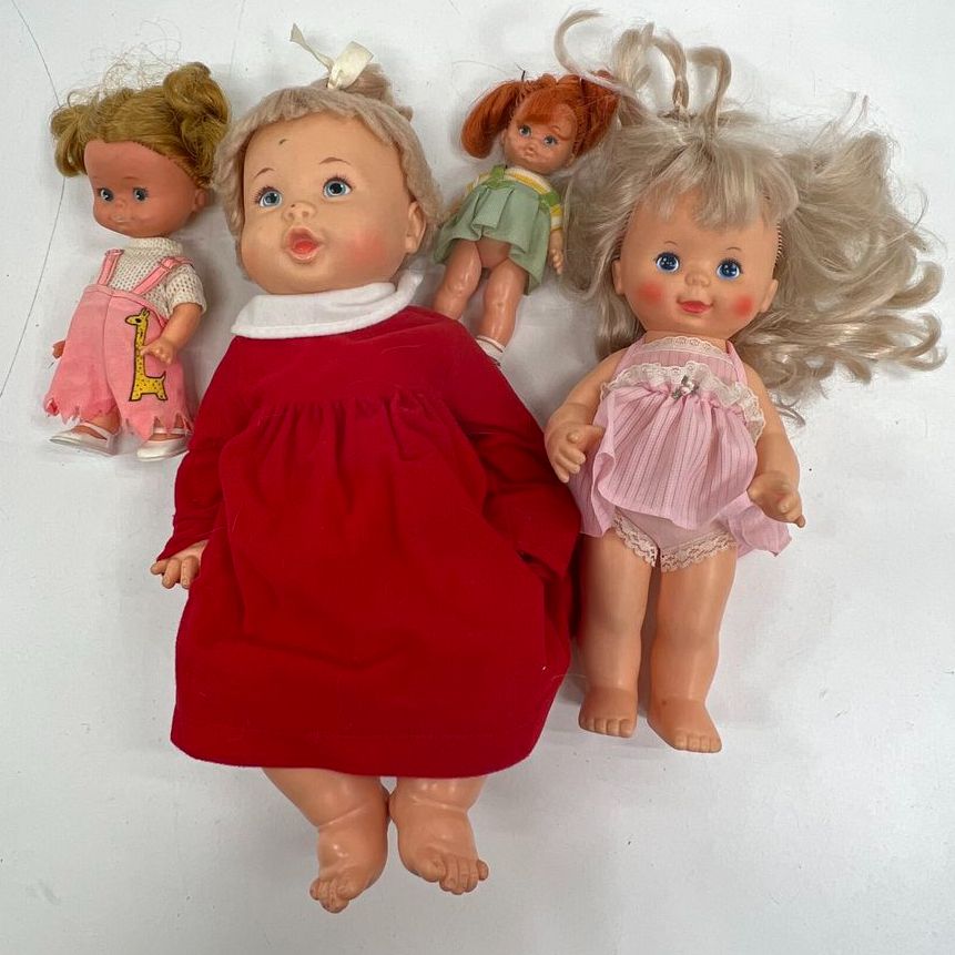 Vintage 70s Ideal Toy Corp Doll Lot Crissy Velvet Family & Hong Kong Friends