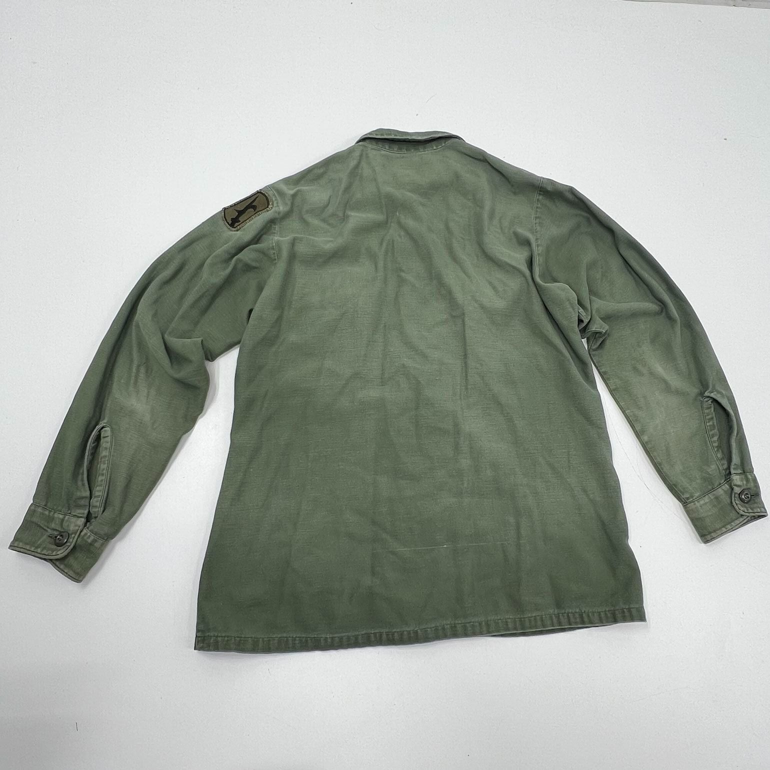 Vintage 60s US Army OD Green OG-107 Cotton Sateen Field Shirt Jacket Mens S