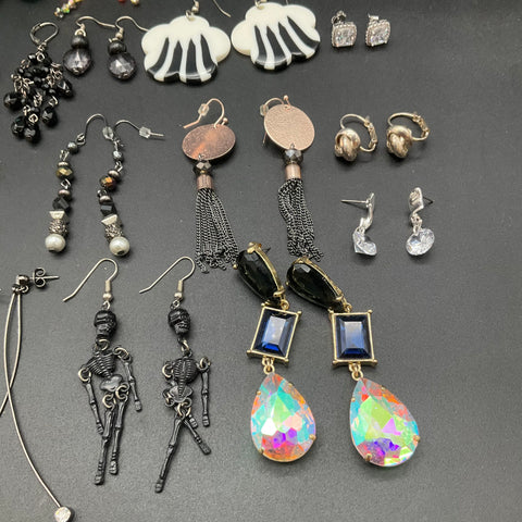Vintage and Modern Fashion Earrings Jewelry Lot 20 Pairs Rhinestone Dangle Studs